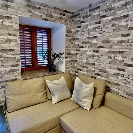 Steinhaus Im Zentrum, 50 M Zum Lejlighed Baška